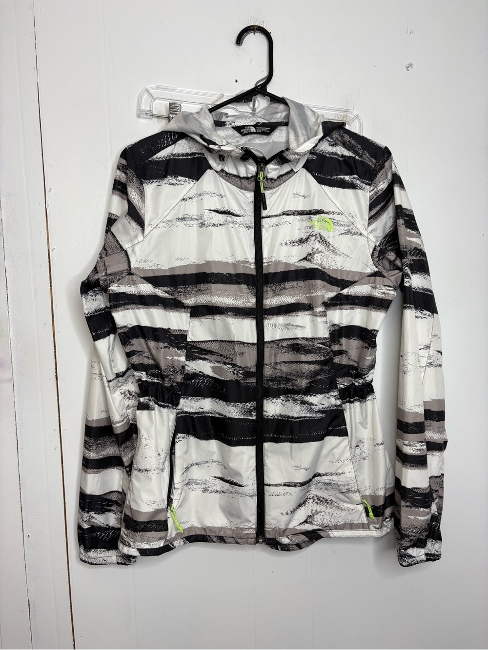 North Face Jacket Womens Medium Windwall Lightweight Windbreaker Anorak Hooded